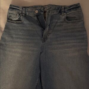 American Eagle Outfitters Women’s High Rise Blue Jeans
